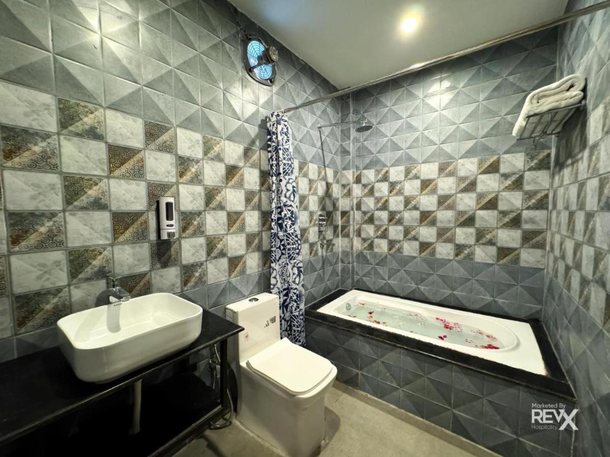 Aroma Resort Рішикеш Екстер'єр фото