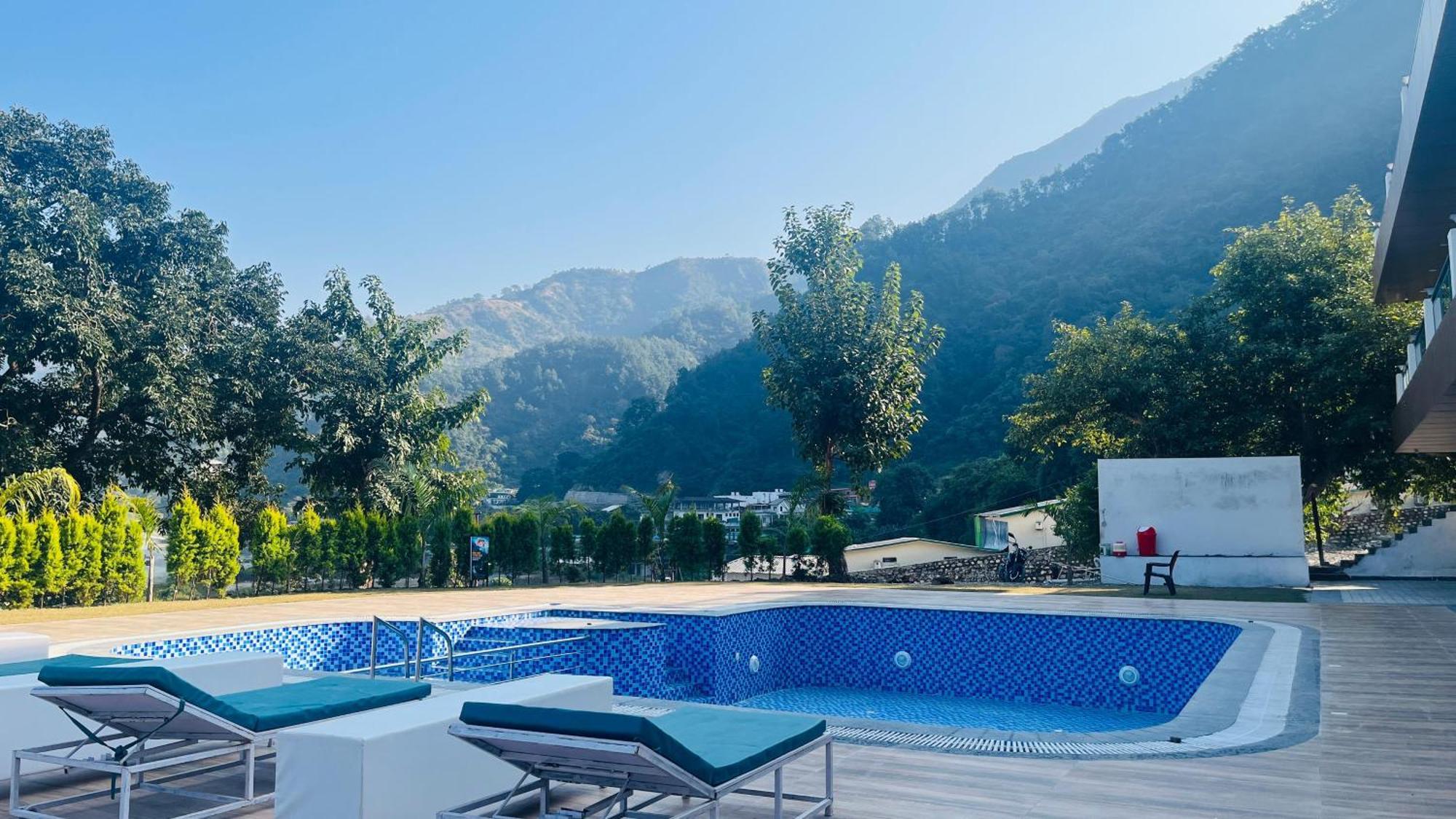 Aroma Resort Рішикеш Екстер'єр фото